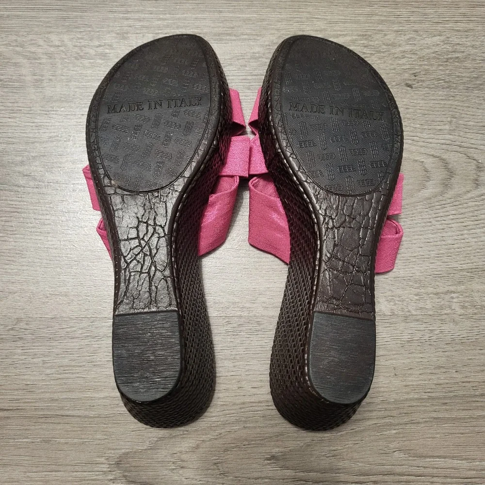 Italian Shoemakers Pink Wedge Sandals Womens 9 Made in Italy Fuchsia Slides